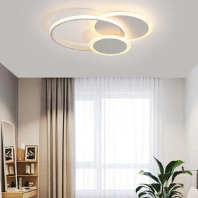 RoundGlow – Elegant LED Flush Mount Ceiling Light for a Sophisticated Bedroom