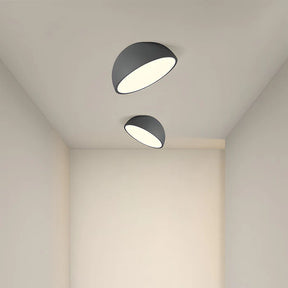 NoirGlow – Modern Half-Moon LED Ceiling Light for a Sleek Look