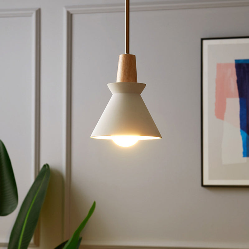 LumeCraft - Modern Cone Pendant Light with Adjustable Height for Stylish Lighting