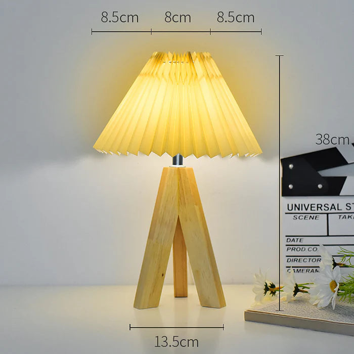 RetroGlow – Simple Wooden LED Table Lamp for a Cozy Bedroom Ambiance