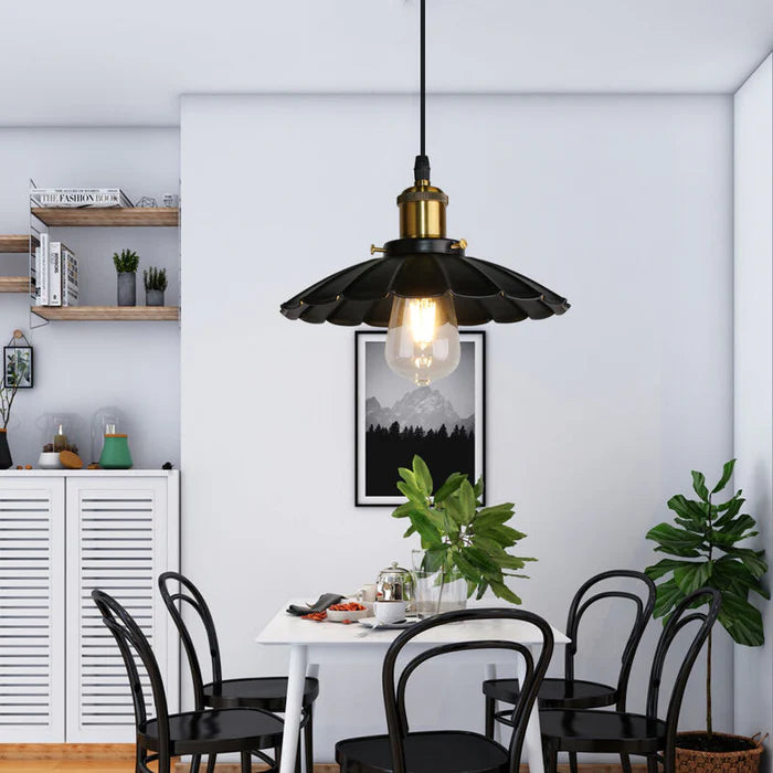 FloraGlow – Elegant Pendant Light  with a Soft Glow and Timeless Style