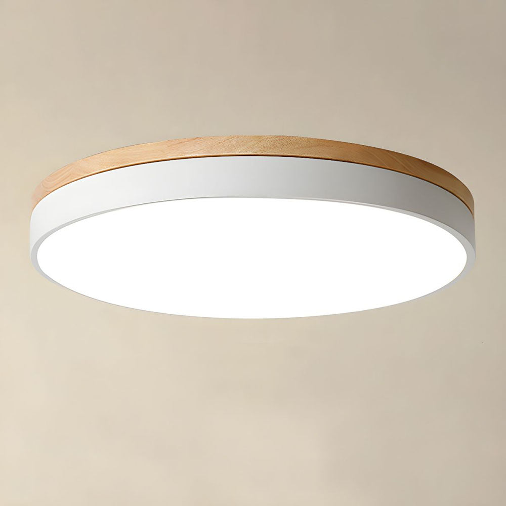 LumiBeam – Modern Wooden Ceiling Light for Warm Ambient Glow