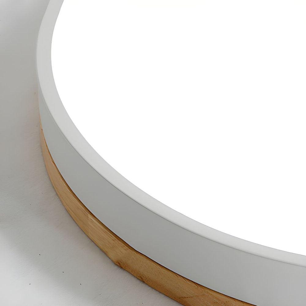 LumiBeam – Modern Wooden Ceiling Light for Warm Ambient Glow