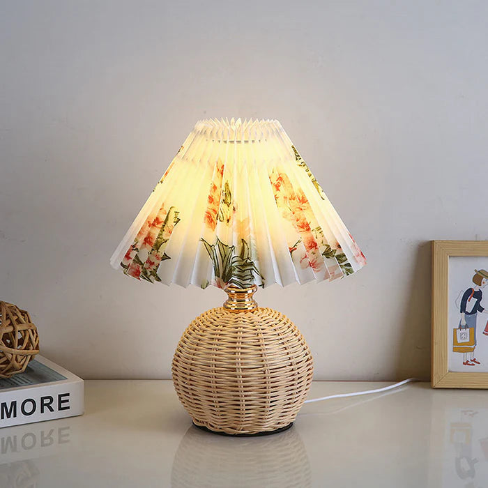 ZenGlow – Modern Bamboo Weaving Table Lamp for a Serene Ambiance