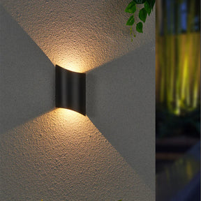 LumiGuard - Modern waterproof LED outdoor wall light with sleek design