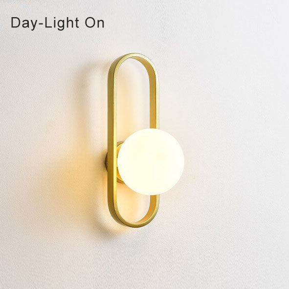 LumiCircle - Elegant wall lamp with circular design and soft ambient glow