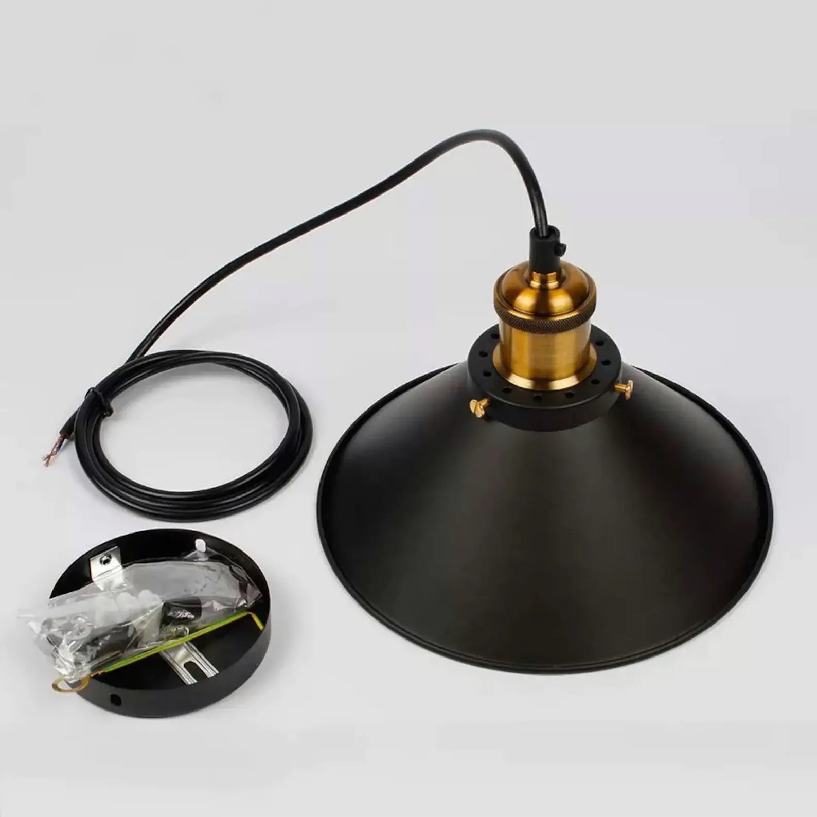 BrassGlow – Vintage Industrial Cone Pendant Light for Classic Ambiance