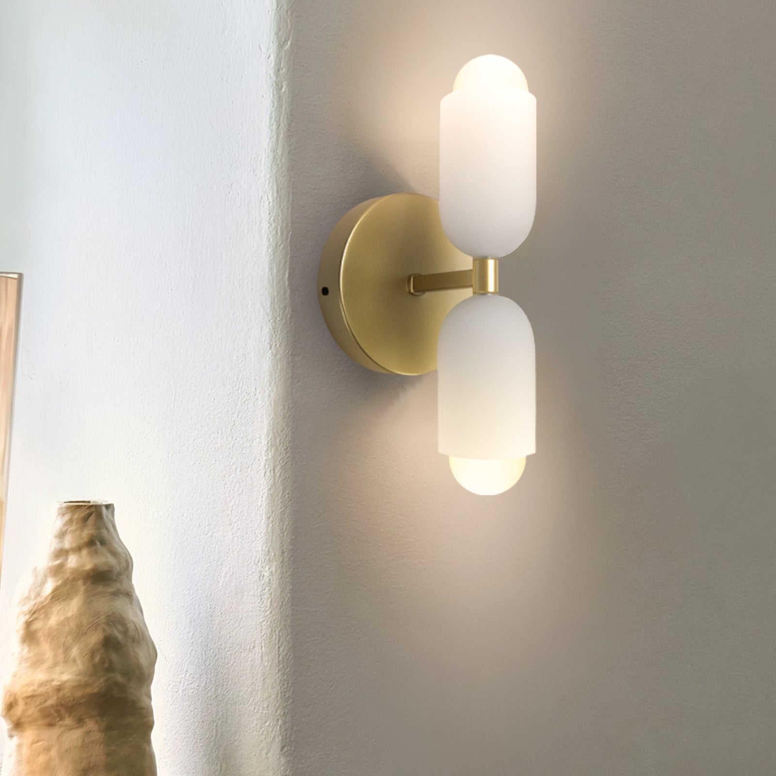 CreamGlow – Elegant Double-Head Wall Sconce for Modern Sophisticatio