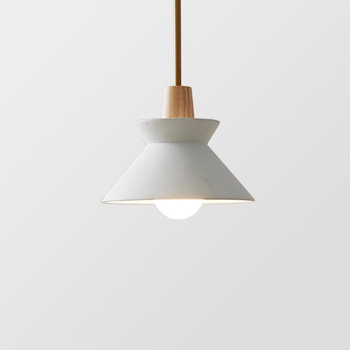 LumeCraft - Modern Cone Pendant Light with Adjustable Height for Stylish Lighting