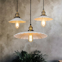 FloraGlow – Elegant Pendant Light  with a Soft Glow and Timeless Style