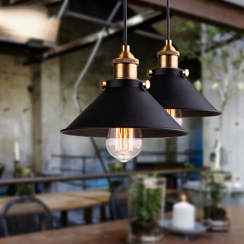 BrassGlow – Vintage Industrial Cone Pendant Light for Classic Ambiance