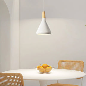 NordicMacaron - Nordic Wooden Pendant Light for a Warm, Inviting Atmosphere