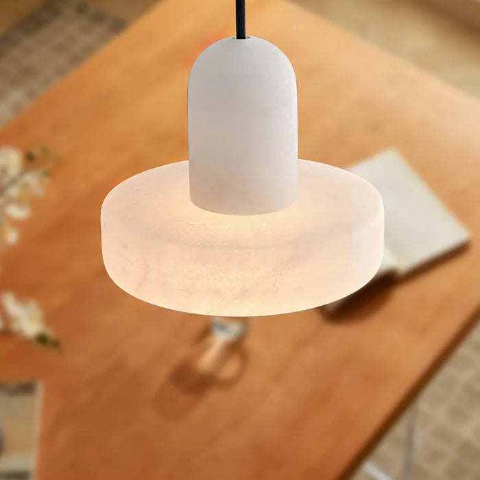 AuraVista - Modern pendant ceiling light with sleek and elegant design