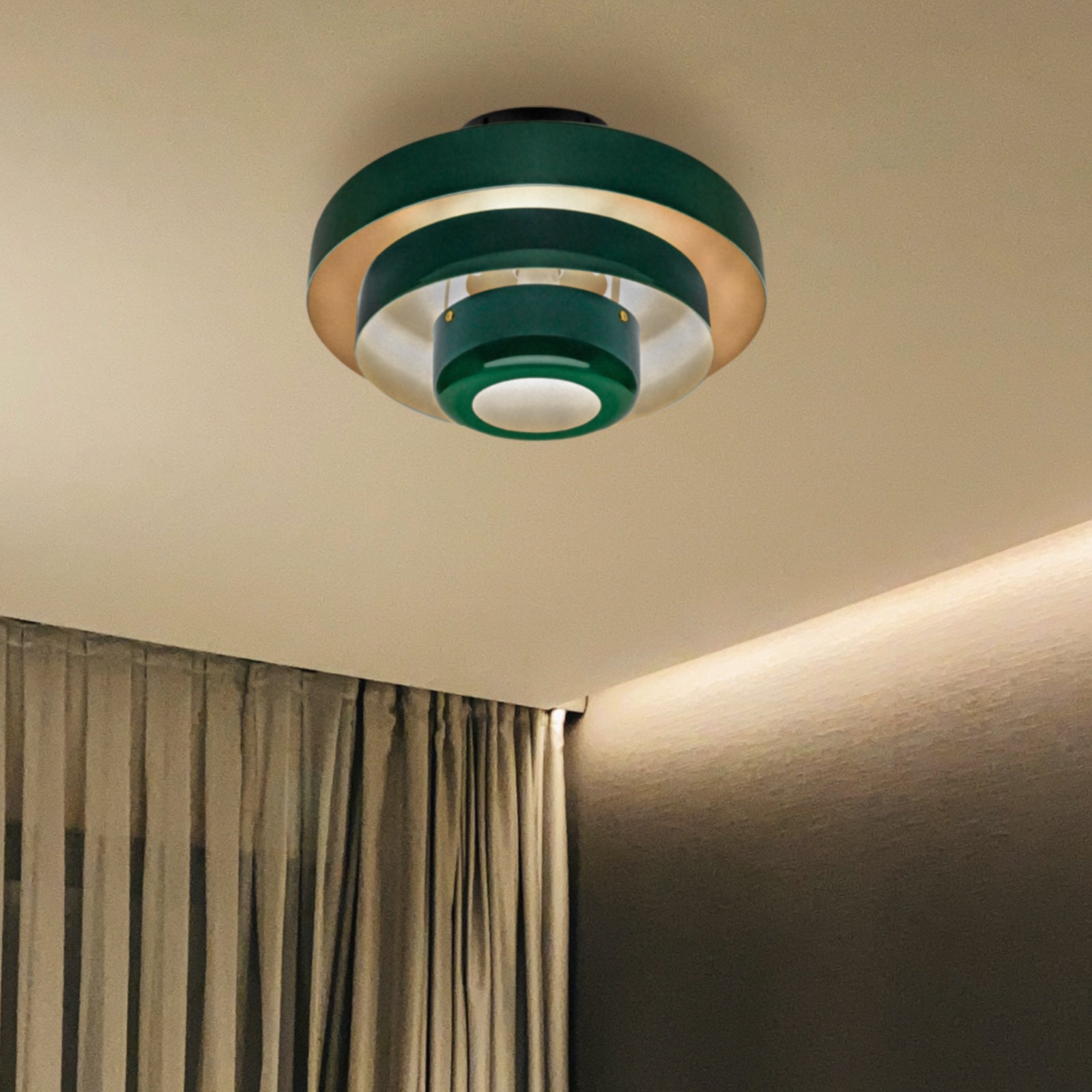 LumiRetro – Classic Mid-Century Ceiling Light with a Modern Touch