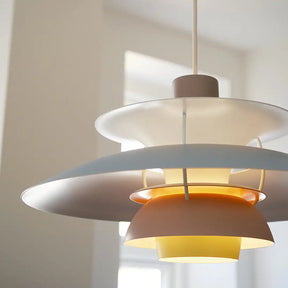 LumiLuxe – Decorative Pendant Lamp with Sleek Design for Luxurious Interiors