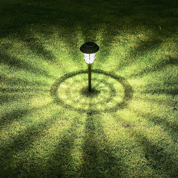 SolarLantern – Classic Solar Pathway Lights for Outdoor Garden & Walkways