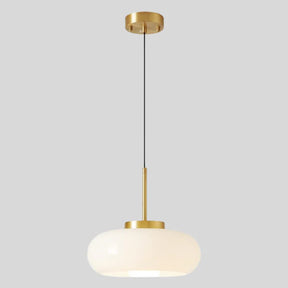 GoldenGlow – Elegant Chandelier with Radiant Glass Lampshade