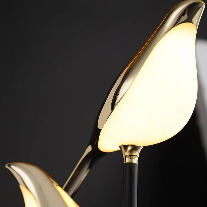 MisterBird - Elegant Post-Modern LED Desk Lamp with Galvanized Golden Bird Design