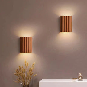 HaloLicht - Modern wall lamp with artistic design and energy-efficient lighting