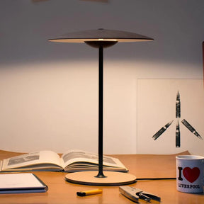 HoneyLume – Stylish Table Lamp for Elegant Ambiance