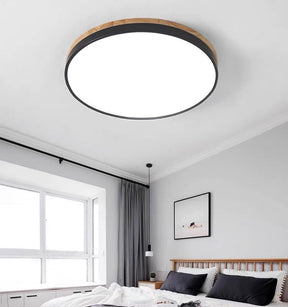 LumiBeam – Modern Wooden Ceiling Light for Warm Ambient Glow