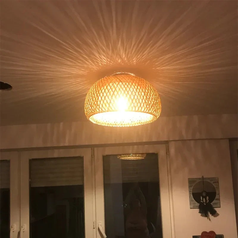 LumaGlow – Modern Ceiling Light with Warm Ambience