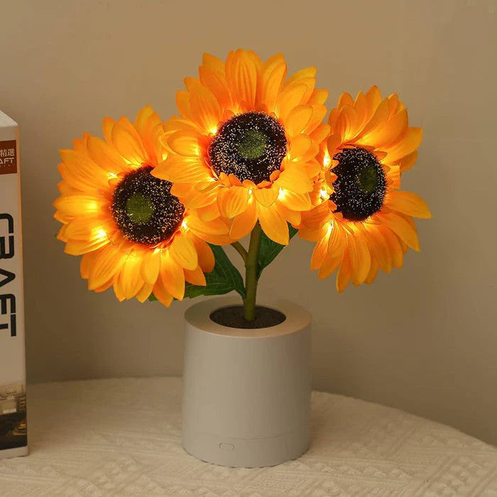 GlowFloral - Radiant Sunflower-Inspired Lamp with Soft LED Glow