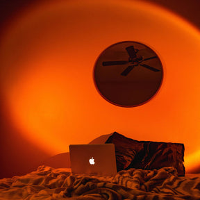 SunGlow - LED projection lamp with a vibrant, soft sunset effect