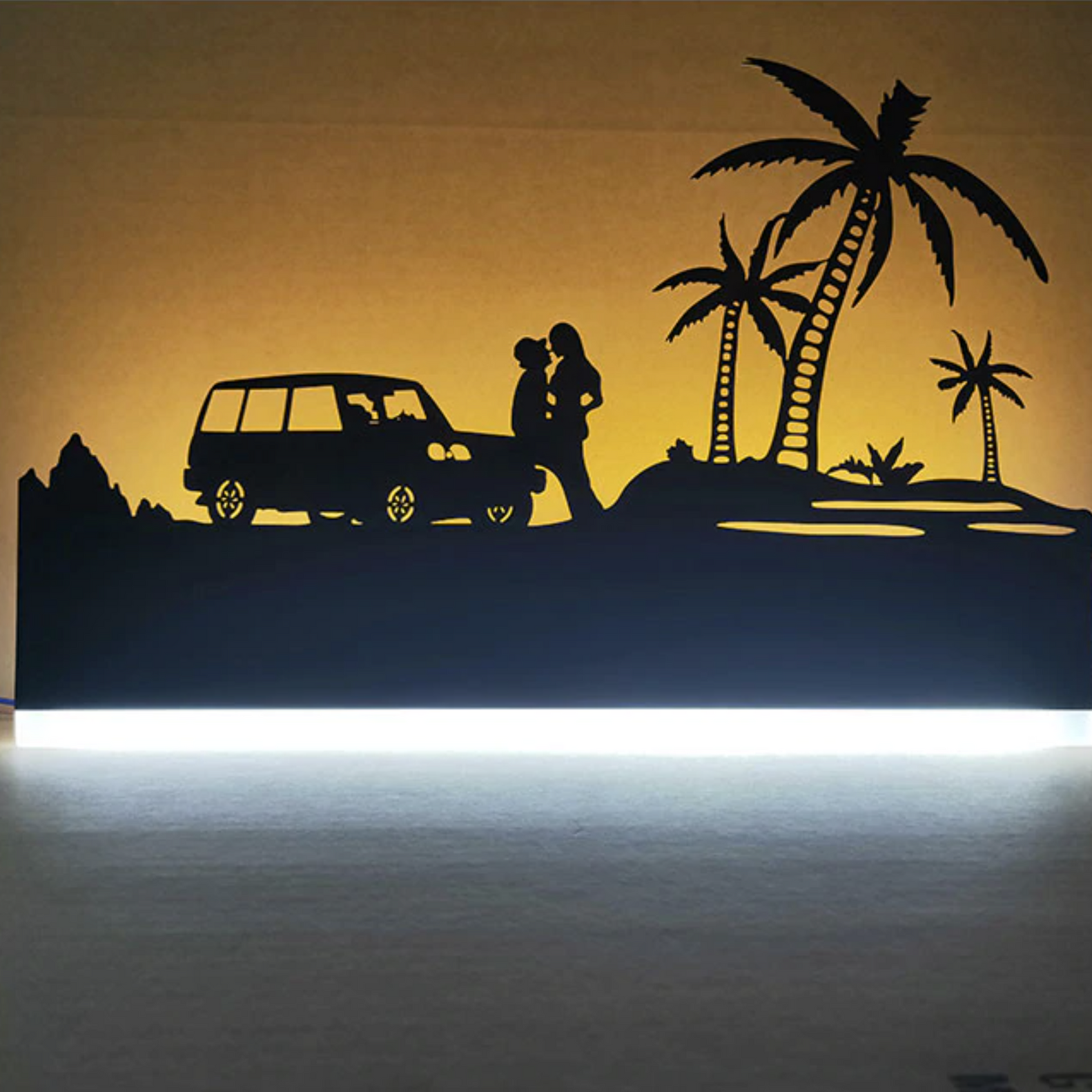 ShadowLume – Decorative LED Wall Lamp with Artistic Silhouette Glow