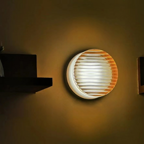 LumiGlow – Modern Round LED Wall Light with Frosted Glass Diffuser