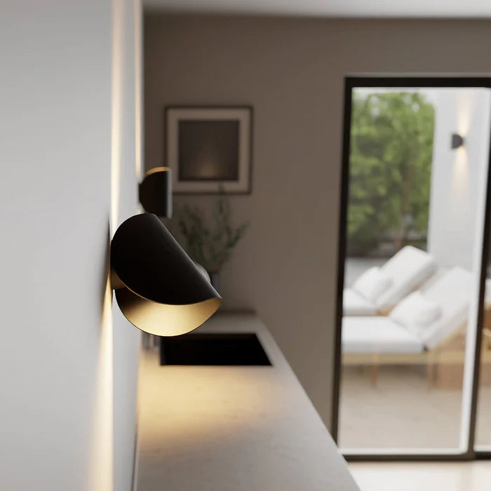 LumiTwist - Adjustable wall lamp with swivel design and modern aesthetic