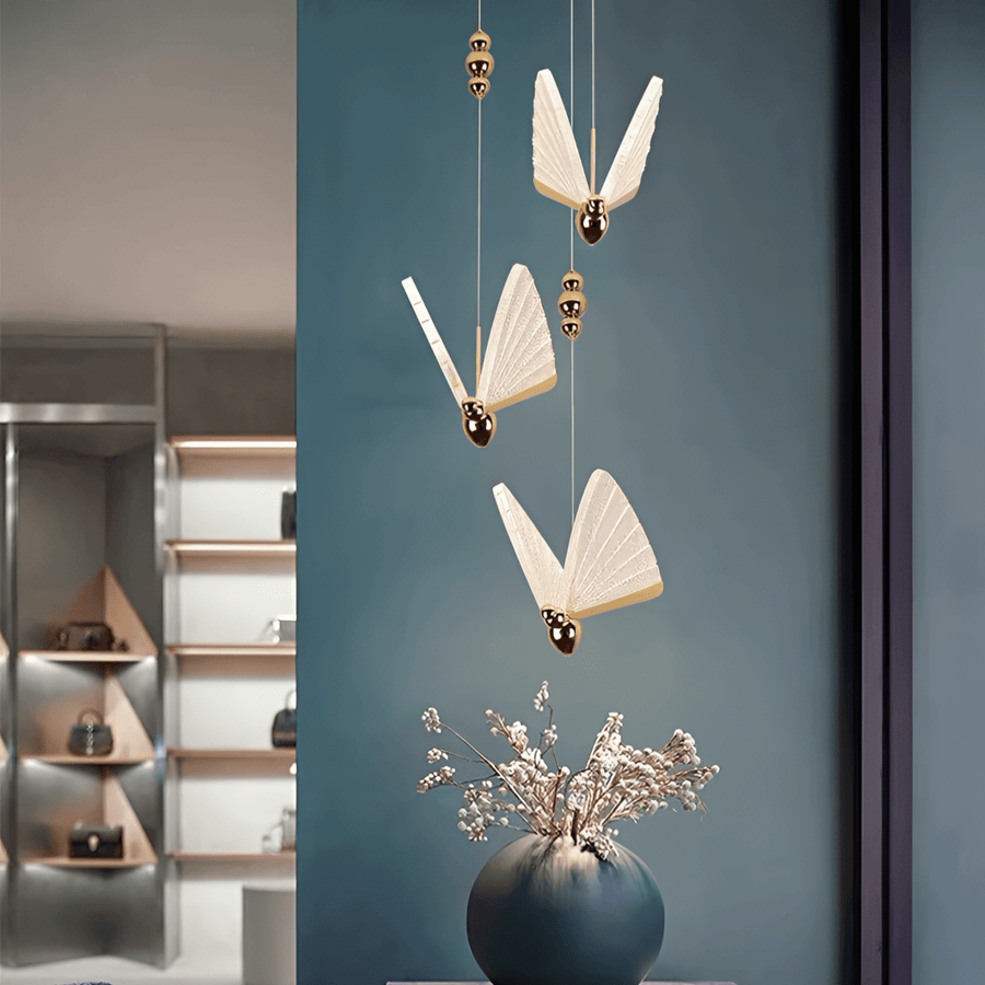 ButterflyGlow – Elegant Pendant Light with Artistic Butterfly Design and LED Illumination