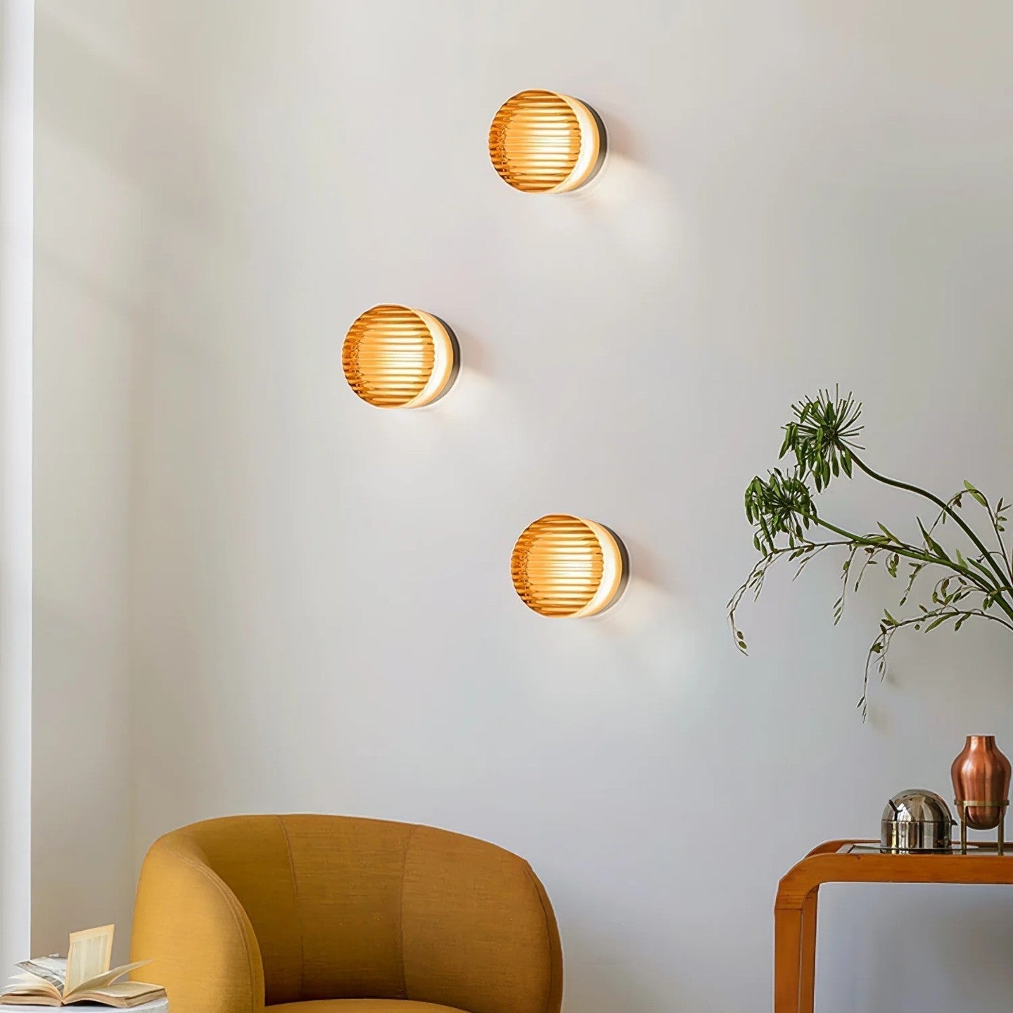 LumiGlow – Modern Round LED Wall Light with Frosted Glass Diffuser