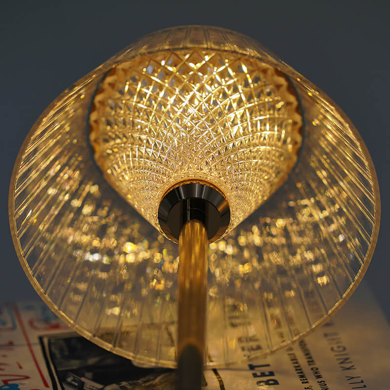 LumiGlow – Stylish Cordless Table Lamp with Elegant Crystal Design