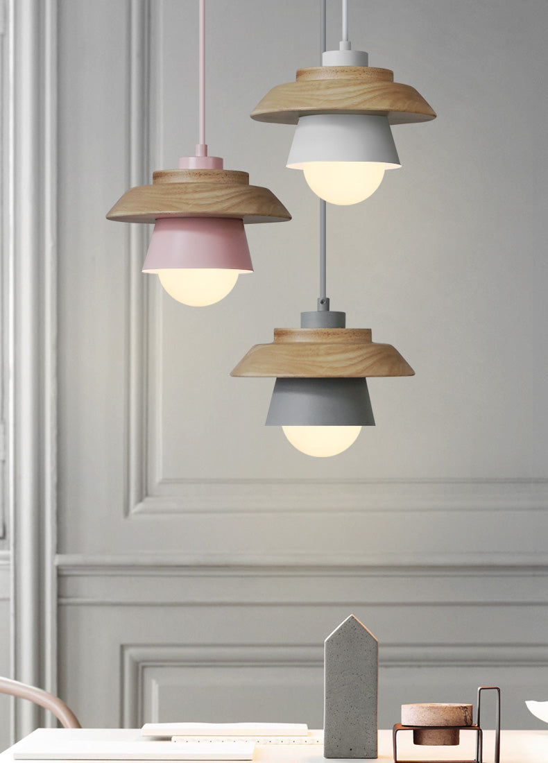 GlowNest - Scandinavian Pendant Lamp with Open Wood Frame for Warm Ambient Lighting